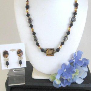 Fashion Jewelry Set Necklace and Earrings